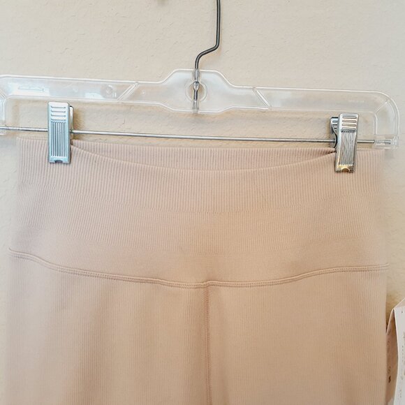 Spiritual Gangster Love Sculpt 7/8 Leggings NWT - Picture 5 of 14